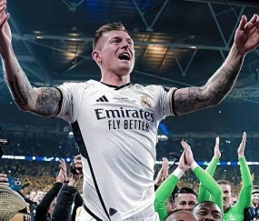 10笔疯狂转会逼疯73岁拜仁大佬!1.31亿抢人+截胡核心,英超钞能力太横?