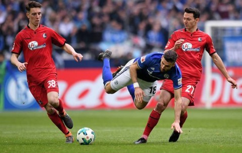 德甲焦点战：弗赖堡VS奥格斯堡，谁能抢占先机？