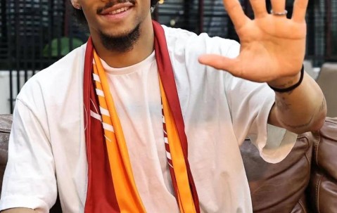 3官宣9消息：丁丁让意甲大结局，曼城再签一人，米兰大换血！