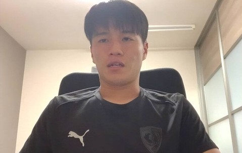 日本23岁国脚加盟德甲：从学生兵到J联赛主力，成长之路可供学习