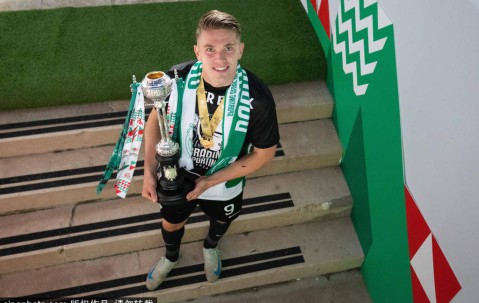 维克托·吉奥克雷斯转会风波：阿森纳与曼联的竞逐与博弈