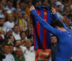 拜仁总监聊卡尔对比梅西：梅西是能想到的最夸张的比较对象！