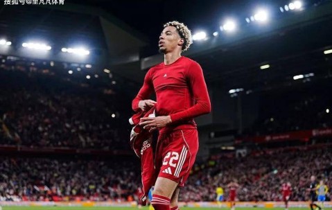 利物浦绝杀之人反倒被骂：引斯洛特暴怒的他，会就此丢失主力资格