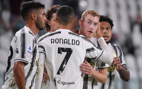 欧冠焦点战：阿贾克斯 VS 国际米兰，荷甲青春风暴对决意甲铁血豪门